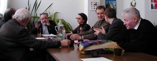 Round03.jpg (19178 bytes)