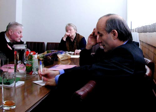 Round05.jpg (24955 bytes)