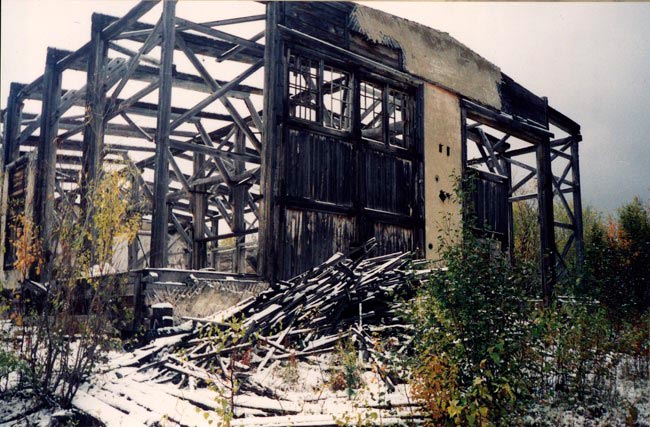 image024.jpg (29081 bytes)