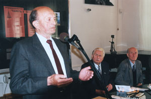 ������ ������� ���������� ��������� �� ������������� ����������� � ������, ����������� 50-����� ����������� ���������. 2003 �.