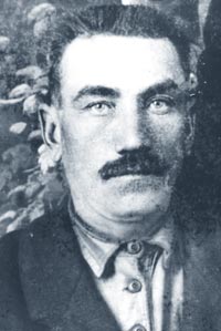 Kissenberg_EEK.jpg (11595 bytes)