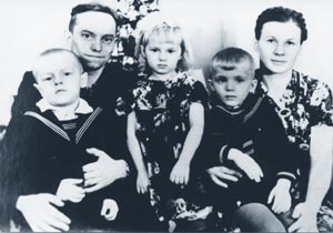 kohan_li.jpg (19842 bytes)