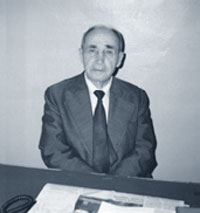 �.������