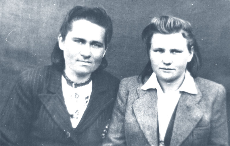 О.И.Швагрун, С.Онищук. Сосновка 1949 г.