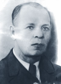 Taratin_IF_40let.jpg (10839 bytes)